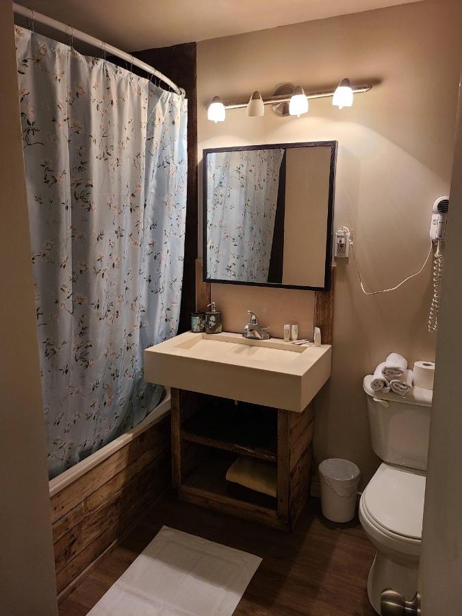 Le Lodge Du Lac Saint-Faustin Ngoại thất bức ảnh