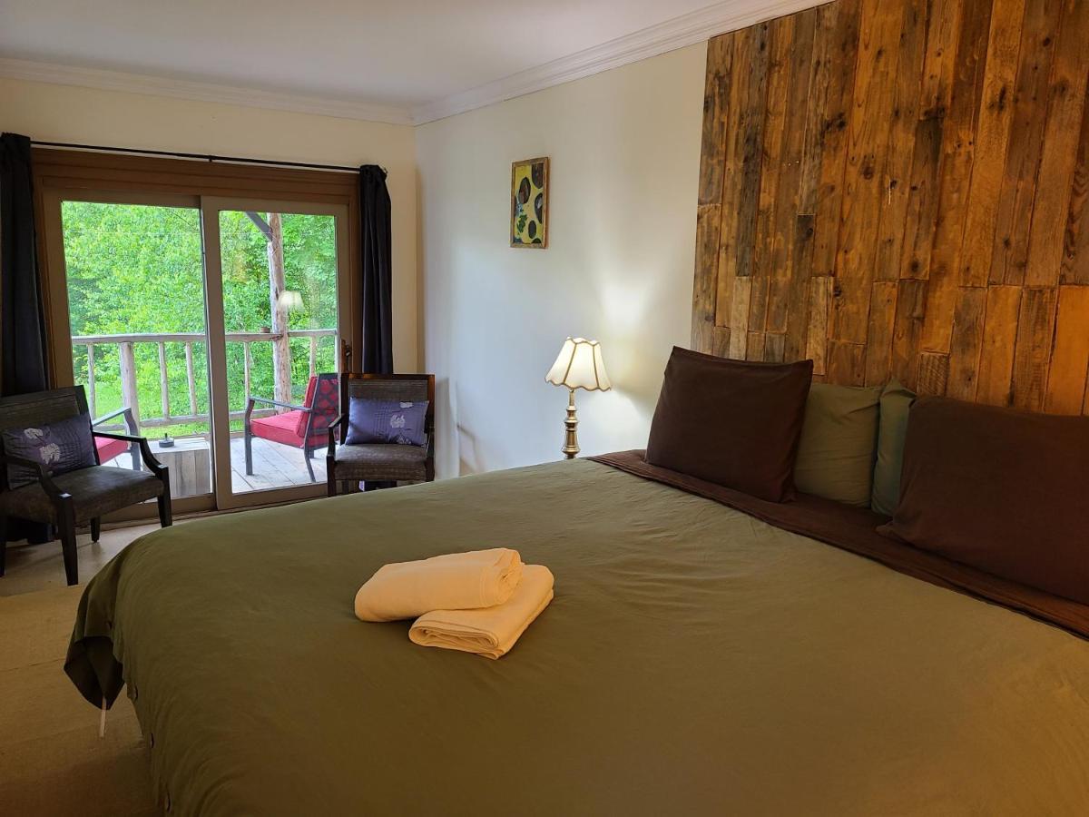 Le Lodge Du Lac Saint-Faustin Ngoại thất bức ảnh